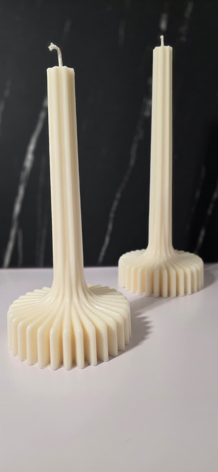 LUMORA candle